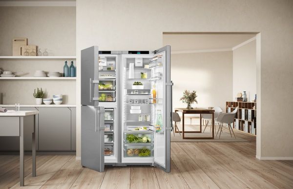 Picture of Liebherr XRCSD5255 Prime BioFresh NoFrost Side-by-Side Combination Freestanding Fridge Freezer in Stainless Steel