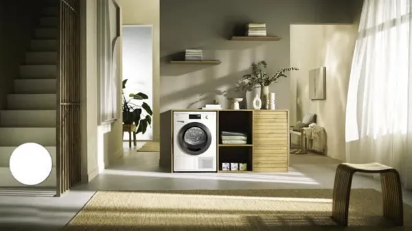Miele TEC645 WP 8kg Heat Pump Tumble Dryer - White_room view