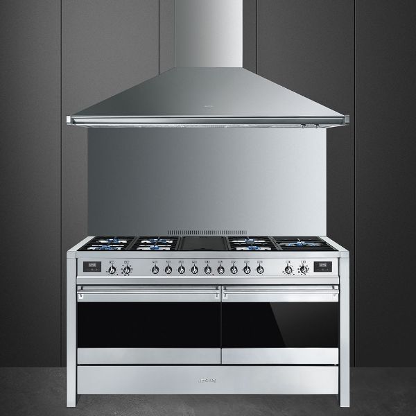 Smeg A5-81 150cm Opera Dual Fuel Range Cooker in Stainless Steel _ Front with hood view blue
