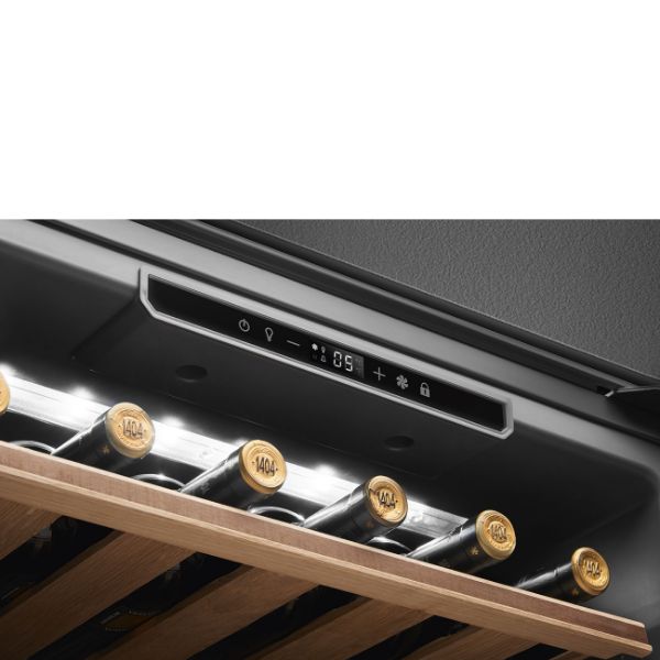 Smeg CVI121B3 45cm Height Linea Wine Cooler with Reversible Hinge In Midnight Black _ close up open 