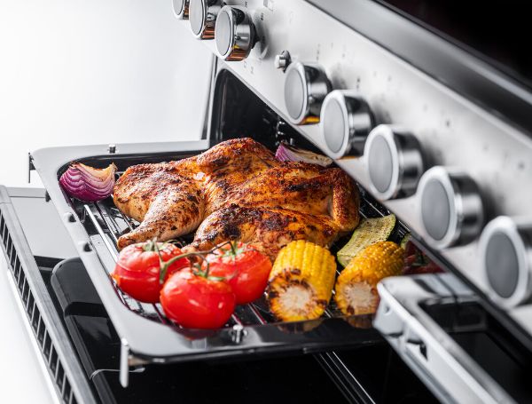 Rangemaster 15816 Edge Deluxe 110 Dual Fuel Range Cooker in Black Glass with Chrome Trim - EDDLO110DFGBLK/CM1_grill
