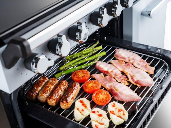 Rangemaster 15248 Estel Deluxe 110 Dual Fuel Range Cooker in Gloss Black with Chrome Trim - ESDLB110DFPGBL/CM1_grill