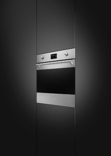 Smeg SOP6302S2PX 60cm Classic SteamOne Single Oven Stainless Steel integrated