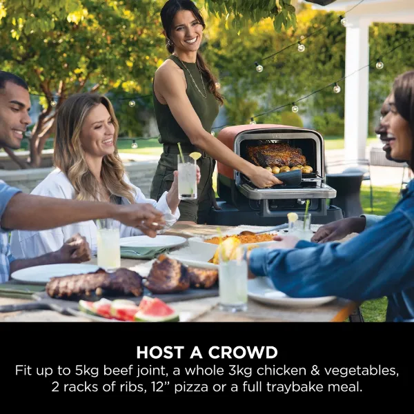 Ninja OO101UKCOVKIT Ninja Woodfire Outdoor Oven with Grill Cover & Woodfire Pellets - Terracotta/Steel_host a crowd