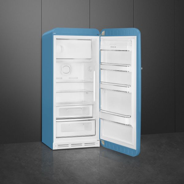 Smeg FAB28RDLB5 60cm 50s Style Fridge with Icebox Right Hand Hinge In Azzurro_open