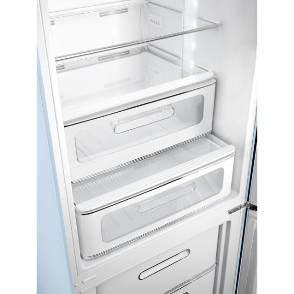 Smeg FAB32RPB5UK 60cm 50s Style  Fridge Freezer Right Hand Hinge In Pastel Blue_insidefridge