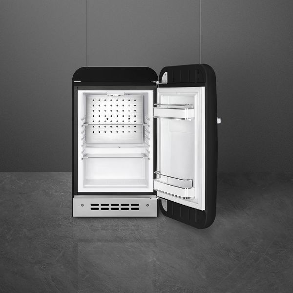 Smeg FAB5RBL5 40cm Small 50s Minibar Right Hand Hinged In Black_inside