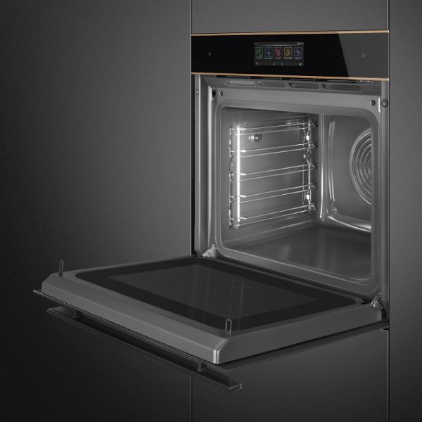 SO6606WAPNR 60cm Dolce Stil Novo Omnichef Wi-Fi Single Oven open