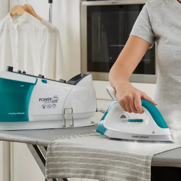 Morphy Richards 332014 Power Steam Elite Steam Generator - Green_in use