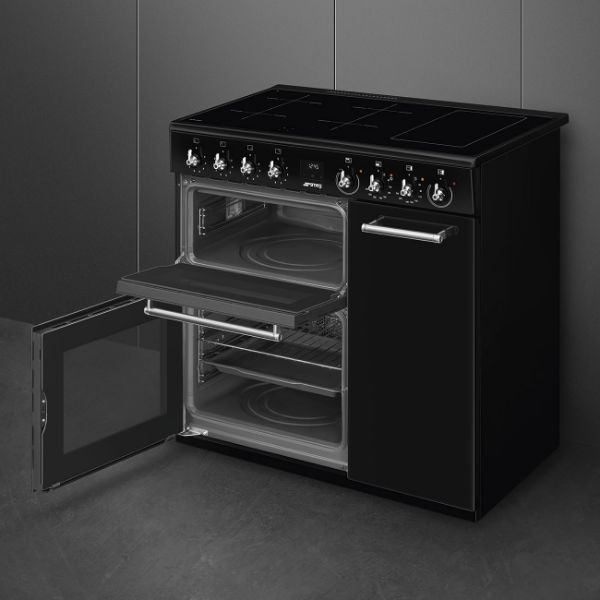 Smeg CX93IMBL 90cm Concert Electric Range Cooker with Induction Hob open 2