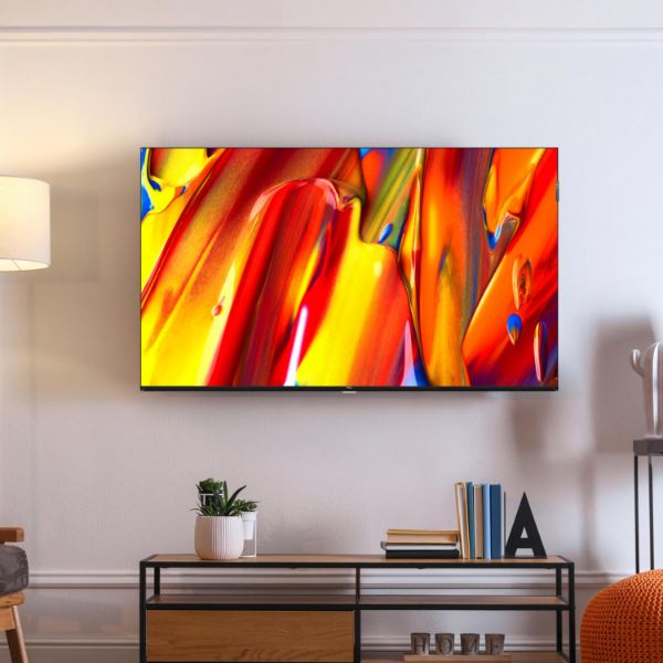 TCL 40V5C-UK 40" FHD TV Google Smart TV_wall