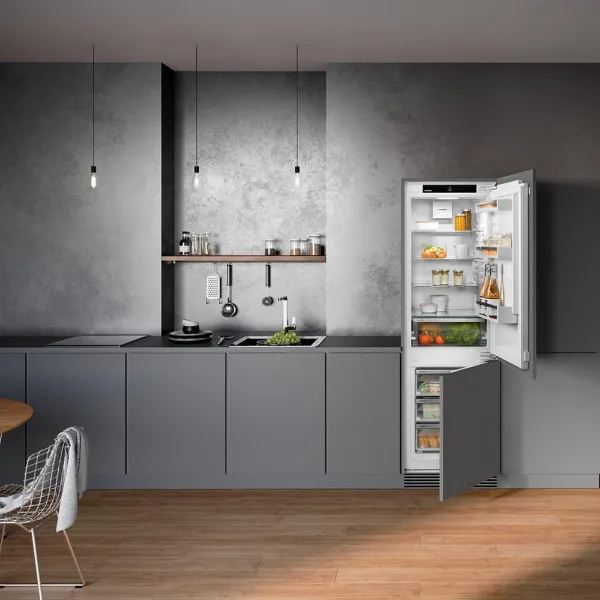 Liebherr IKGN51VE03 55.9cm 60/40 Integrated Frost Free Fridge Freezer_room view