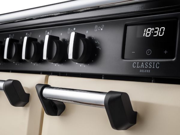 Rangemaster 14677 Classic Deluxe 100 Induction Range Cooker in Pale Cream with Chrome Trim - CLDL100EIPPCR/CM1_controls