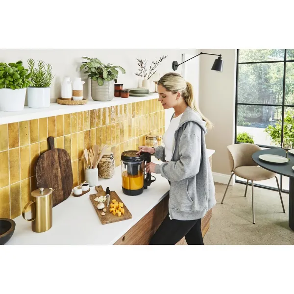 Morphy Richards 501050 Clarity 1.6L Soup Maker - Glass_soup making