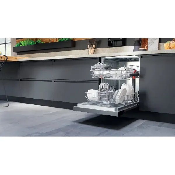 Hotpoint H3B L626 X UK Integrated Dishwasher - Inox open 3