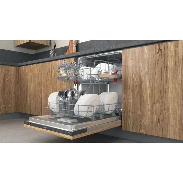 Hotpoint H2I HD526 B UK Built-in 14 Place Settings Dishwasher open 2