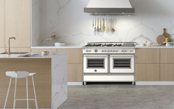 Bertazzoni Heritage 120cm Dual Fuel Range Cooker Twin Oven with Griddle Dual Fuel in Avorio_Lifestyle1