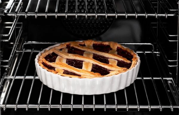 Bertazzoni Heritage 100cm Induction Range Cooker Twin Oven in Avorio_Shelf