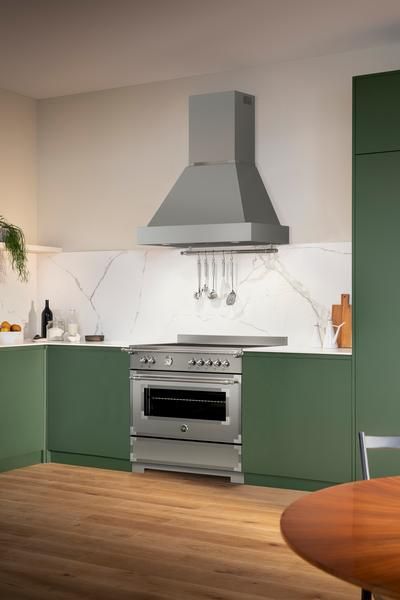Bertazzoni Heritage 90cm Induction Range Cooker Single Oven in Stainless Steel_Lifestyle