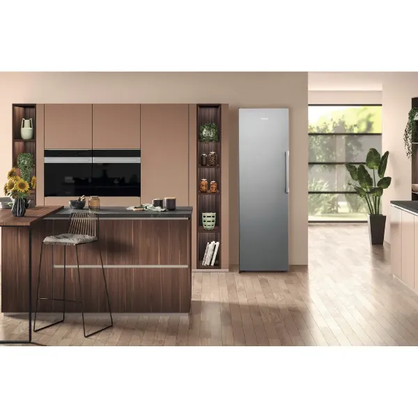 Hotpoint UH8F2CGUK Freestanding No Frost Upright Freezer in Graphite_Lifestyle