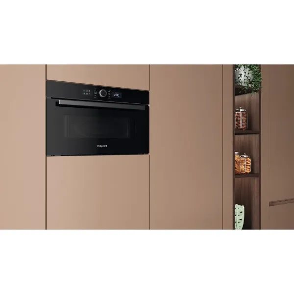 Hotpoint HMD44MBUK Class 4 Built In Microwave with Grill and Dynamic Crisp