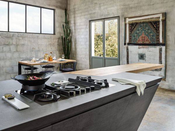 Elica NT-FLAME-EVO-BL NikolaTesla Flame 90cm Venting Gas Hob in Black_kitchen view