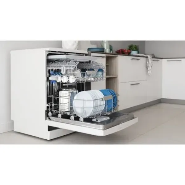 Indesit DFO 3T133 F UK Freestanding Dishwasher in White