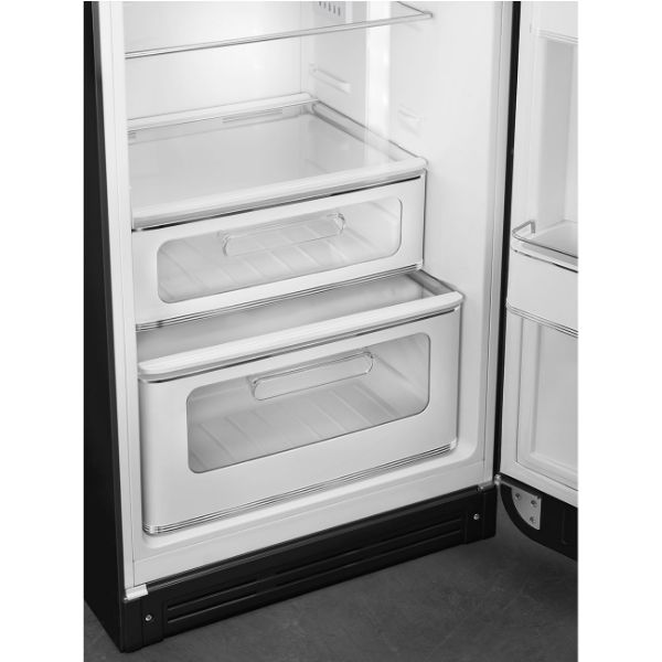 Smeg FAB30RBL6UK 60cm 50’s Style Fridge Freezer Right Hand Hinged In Black