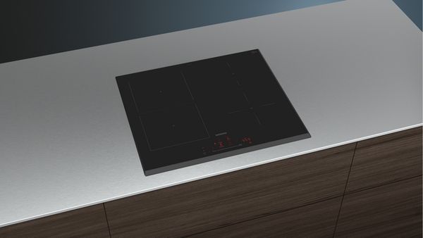 Siemens ED651HSB1E 60cm iQ500 Induction Hob in Black