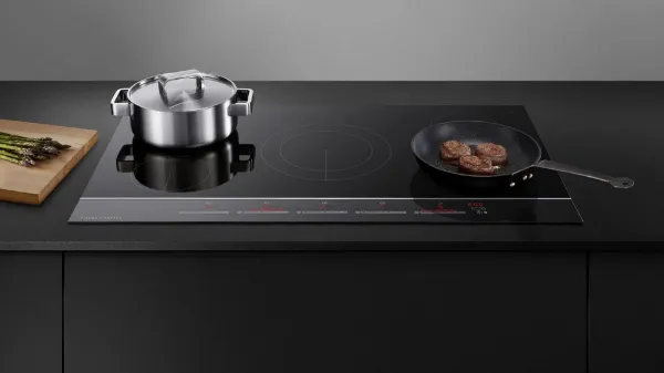 Fisher & Paykel CI904CTB1 90cm 4 Zone Induction Hob - Black Glass