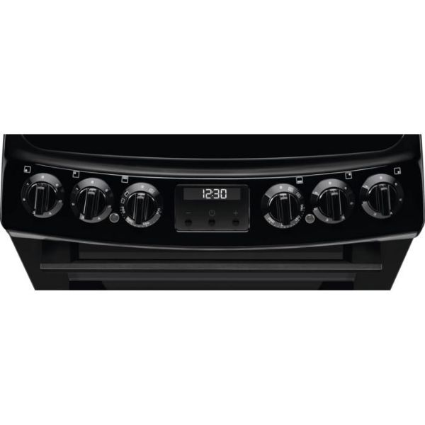 AEG CCX1530ACB 5000 SurroundCook 55cm Freestanding Electric Ceramic Cooker Black_Ceramic Hob Close Up