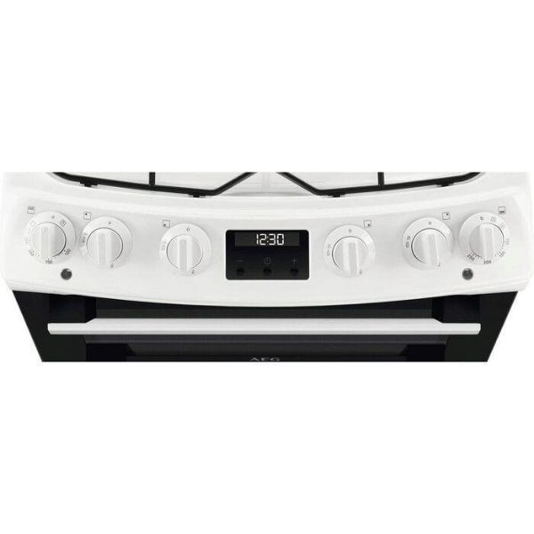 AEG CKX6540ACW 5000 SurroundCook 60cm Freestanding Dual Fuel Cooker White_Gas Hob Close Up