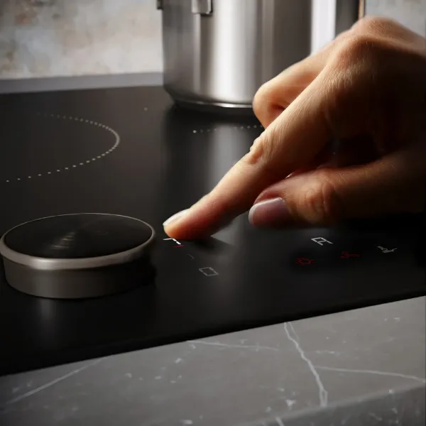 Neff T68NUV4A0 N 90 80cm Induction Hob in Matt blackNeff T68NUV4A0 N 90 80cm Induction Hob in Matt black