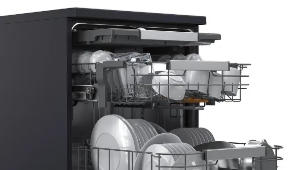 LG Series 8 TrueSteam QuadWash Pro DFGH836P 15 PS WiFi Connected Freestanding Full Size Dishwasher - Matte Black
