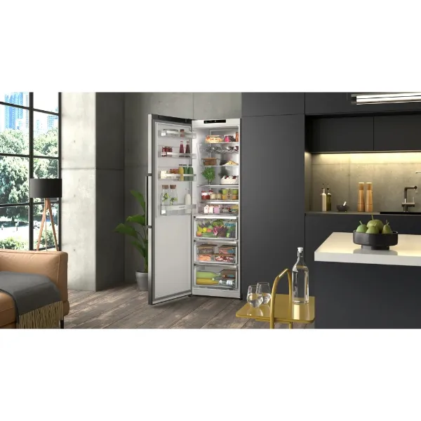 Siemens KS36NAXCG Freestanding fridge in dark inox_open
